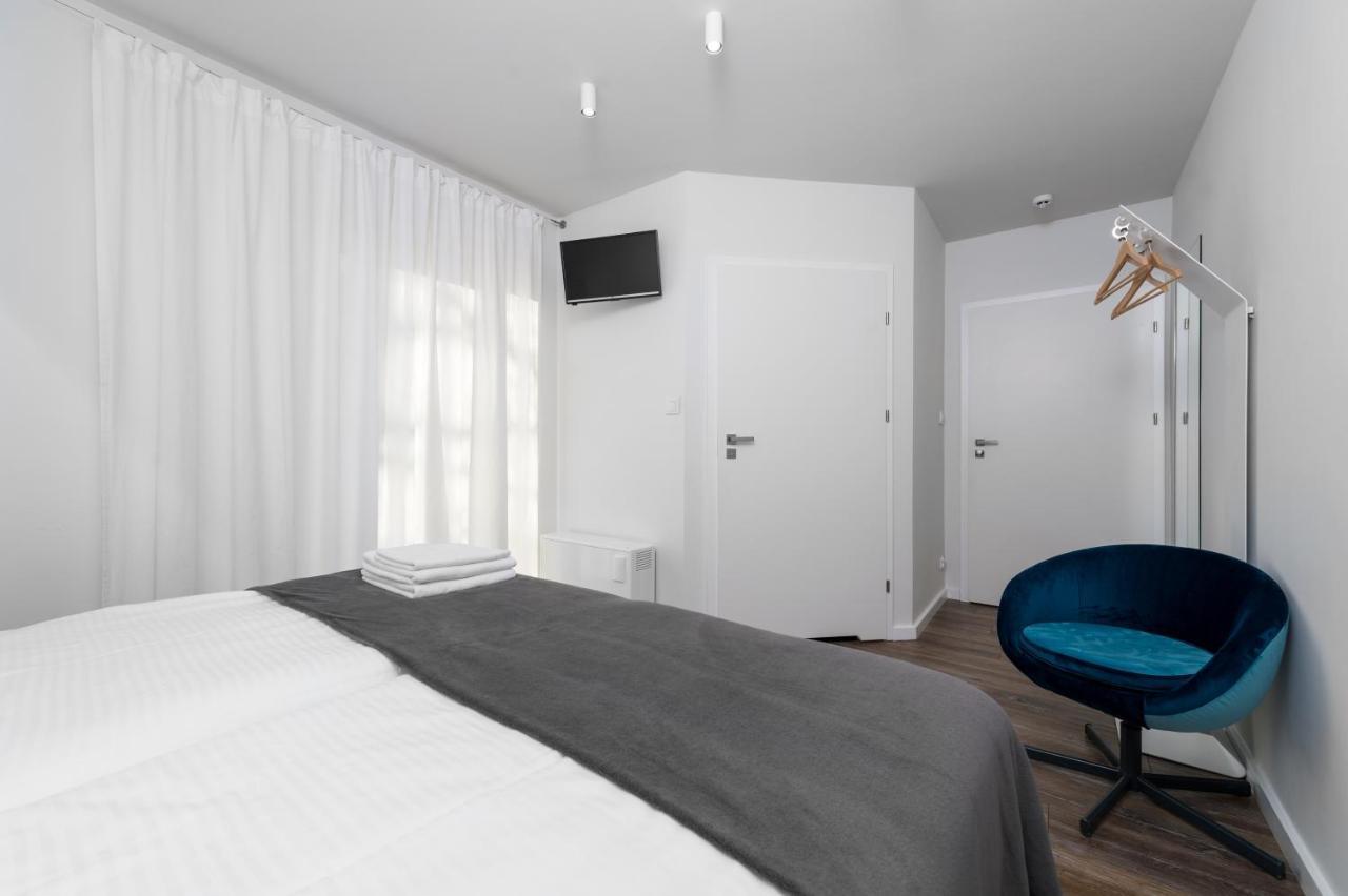 Dobra Truskawka Bed & Breakfast Wagrowiec Exterior photo